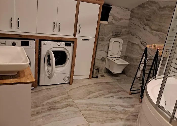 Nimo 5 1 For Rent With Private Pool *